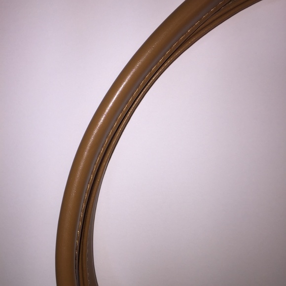 🛍Glow by JLo faux suede bag with round handles - Picture 3 of 6